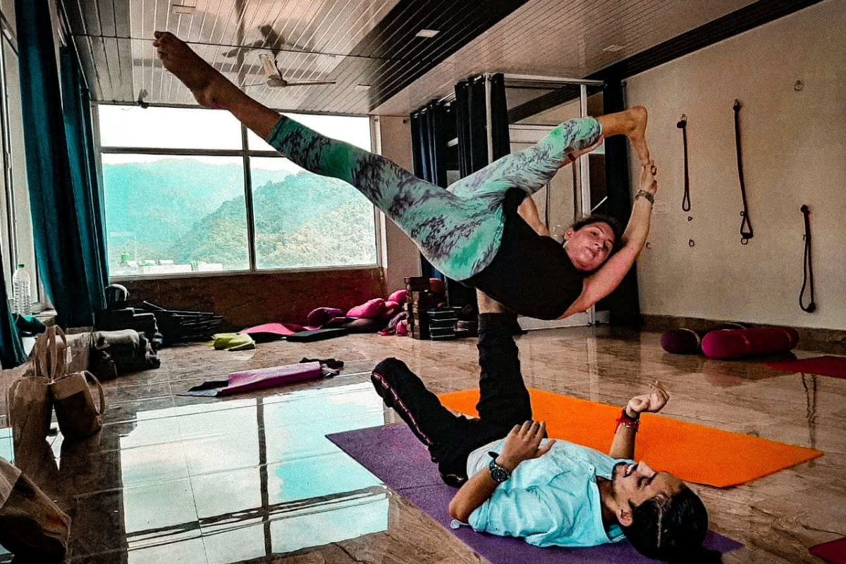 50 HOUR YOGA TEACHER TRAINING - RISHIKESH